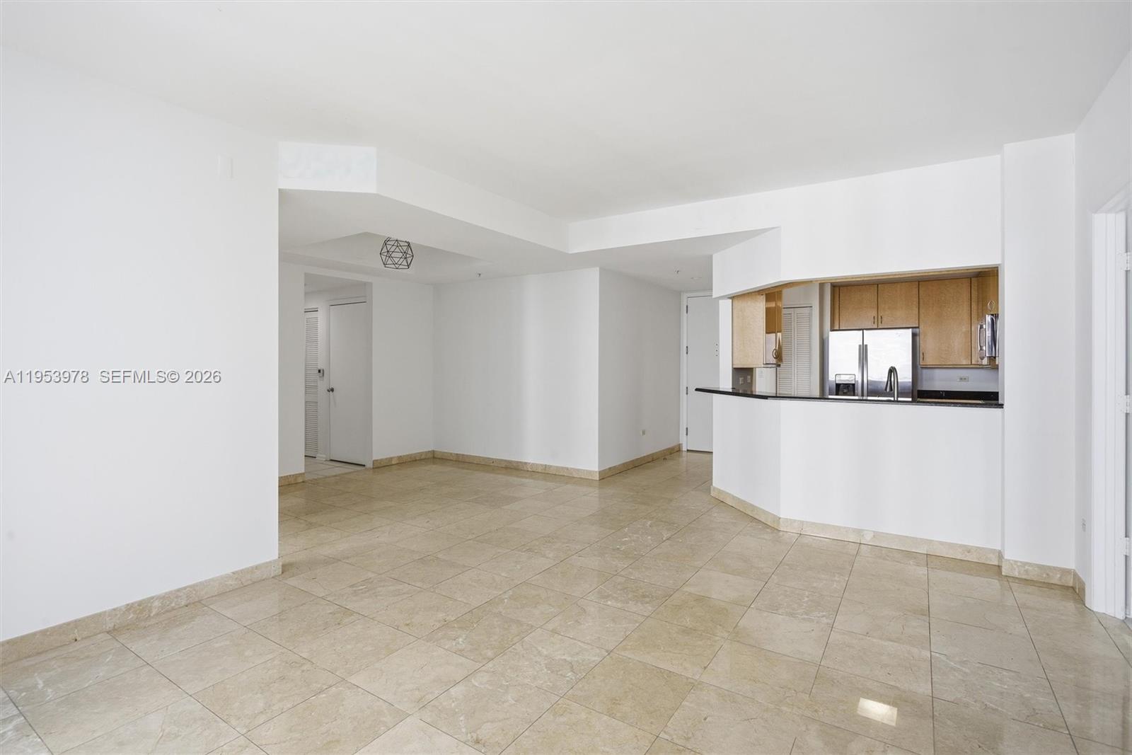 801 Brickell Key Blvd #1404, Miami FL 33131
