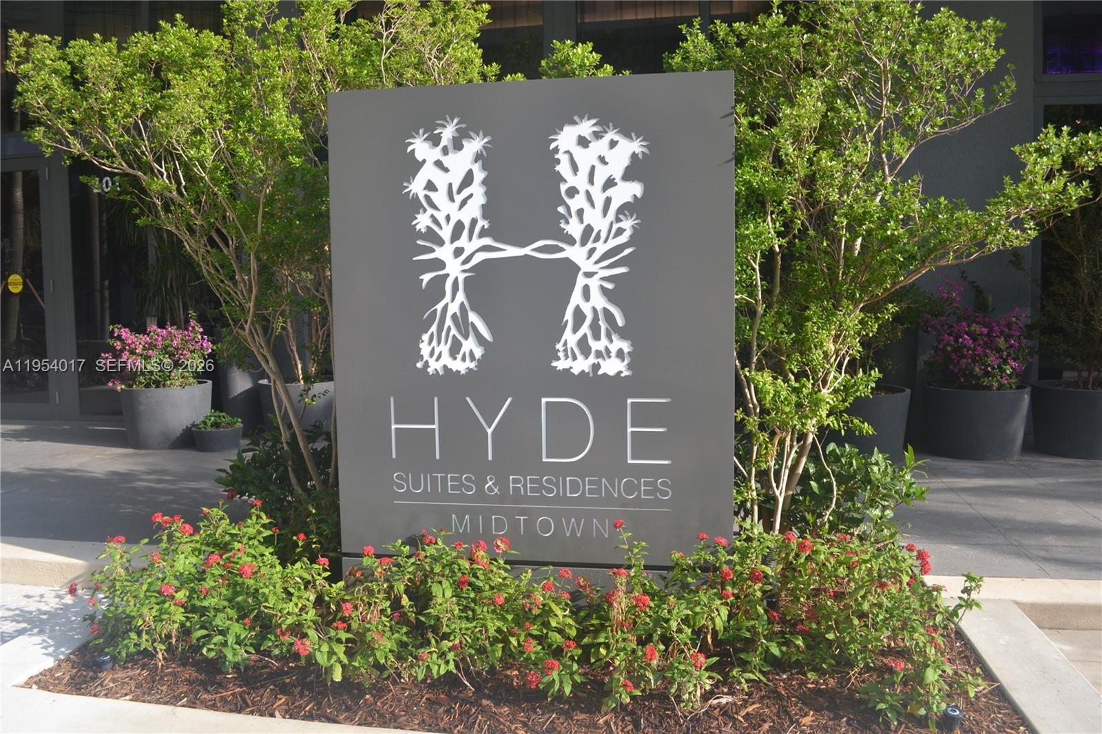 121 NE 34th St #2110, Miami FL 33137