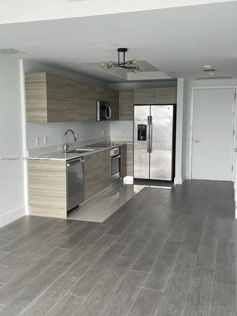 121 NE 34th St #2110, Miami FL 33137