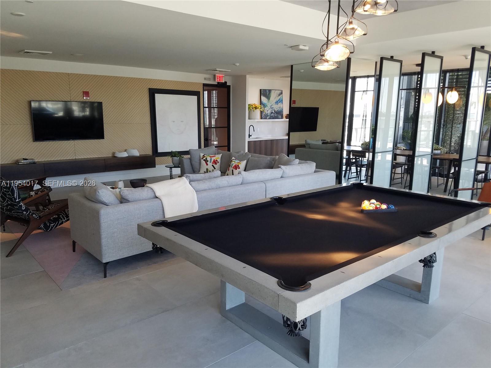 121 NE 34th St #2110, Miami FL 33137