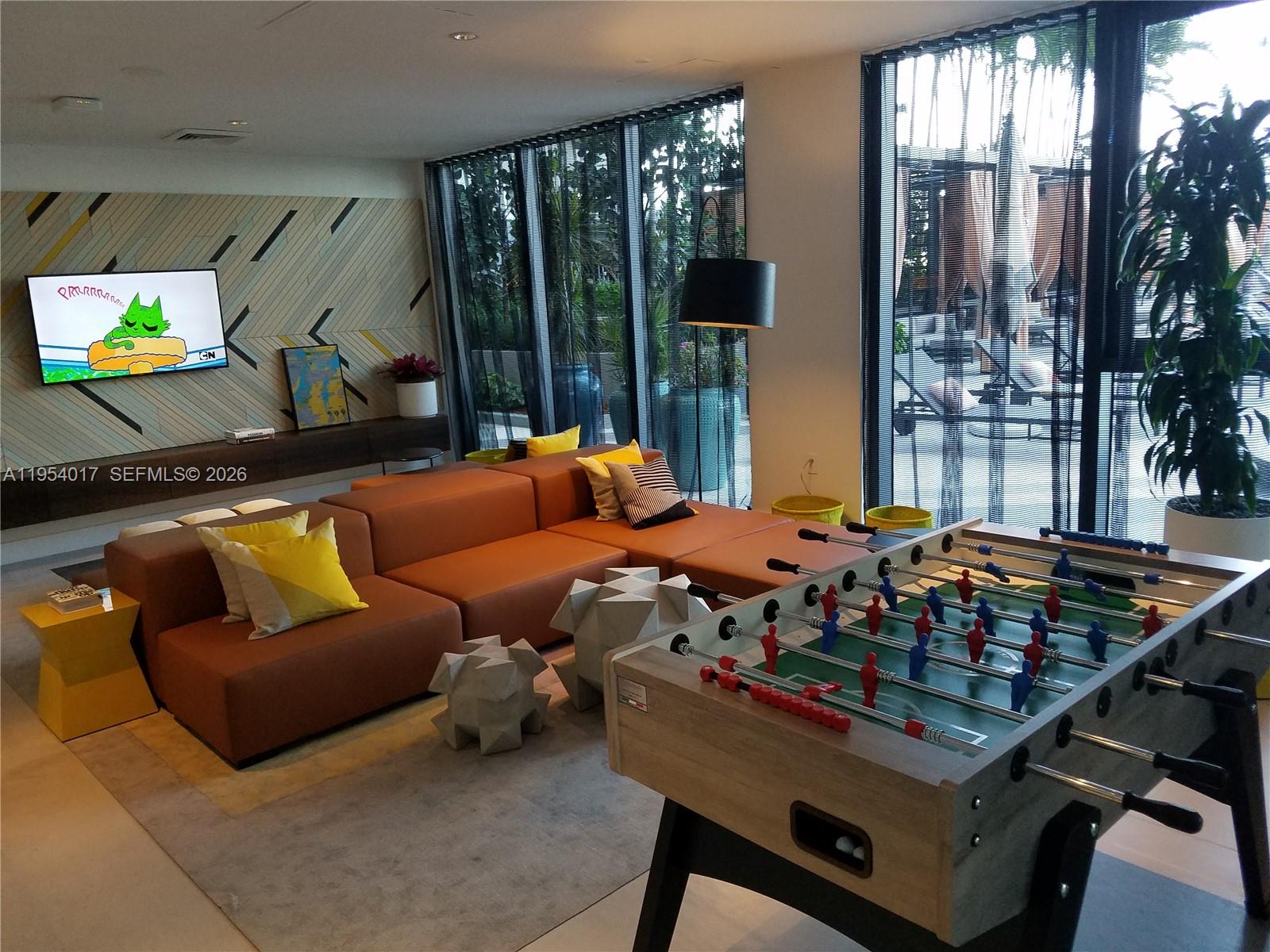 121 NE 34th St #2110, Miami FL 33137