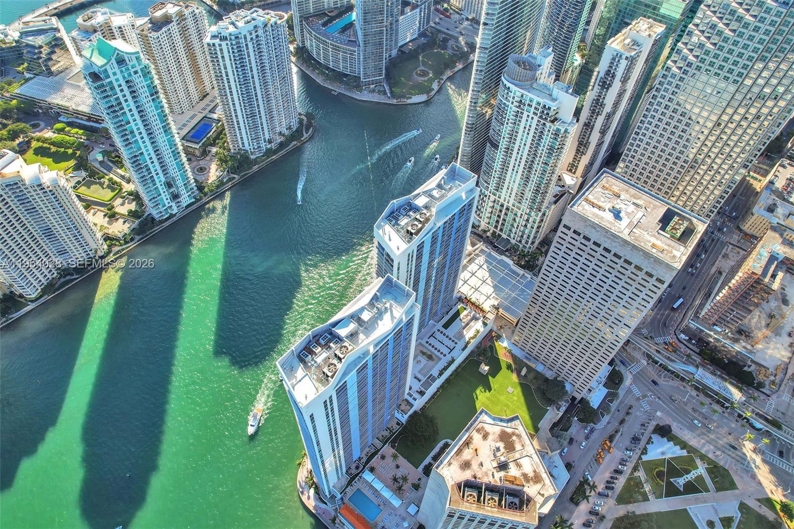 325 S Biscayne Blvd #LPH 17, Miami FL 33131