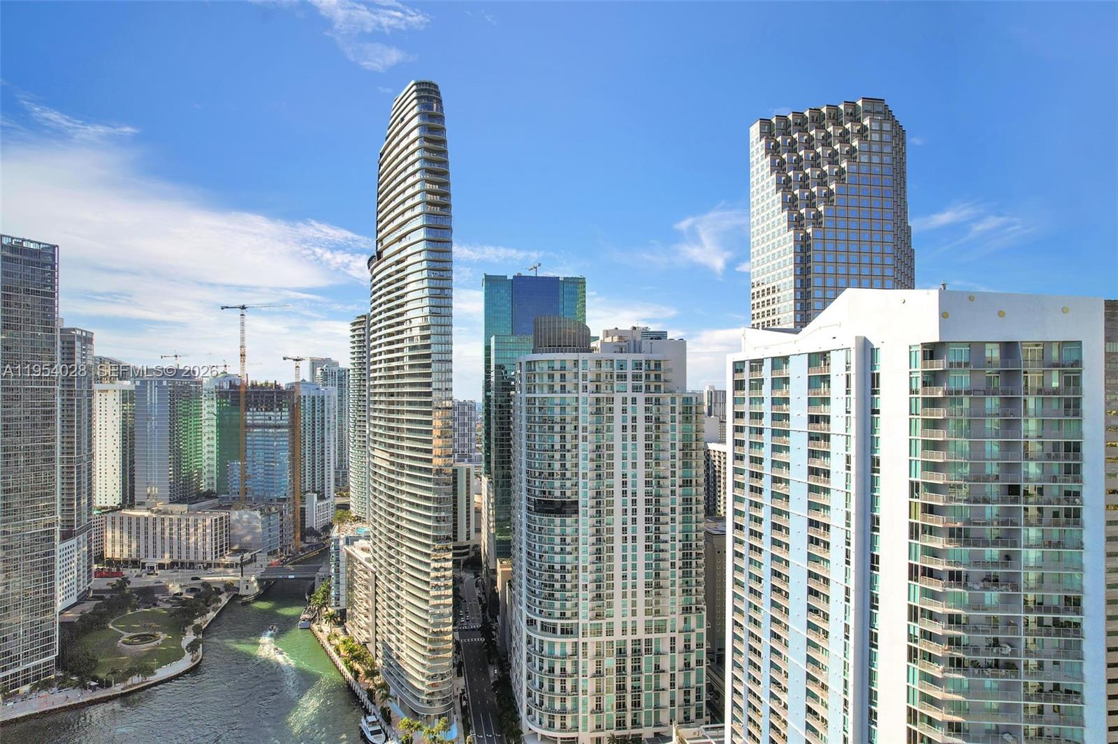325 S Biscayne Blvd #LPH 17, Miami FL 33131