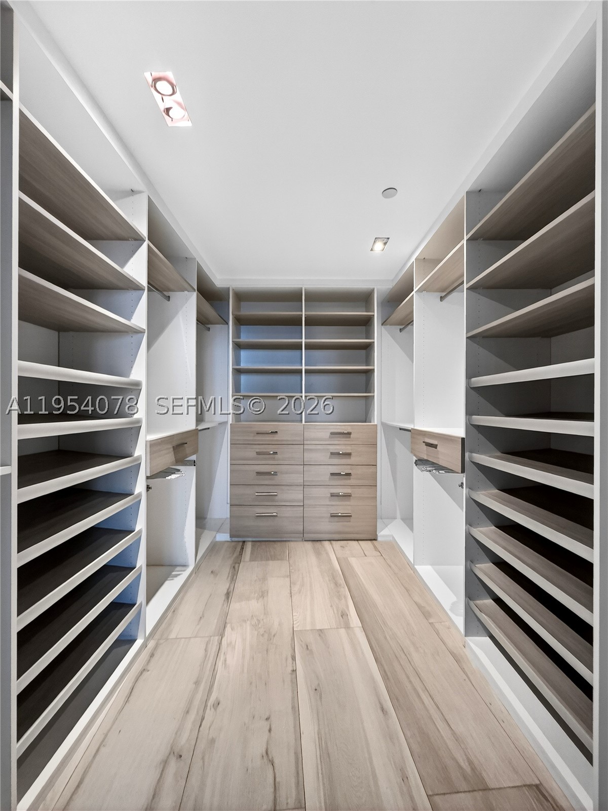 2020 N Bayshore Dr #PH-4104, Miami FL 33137
