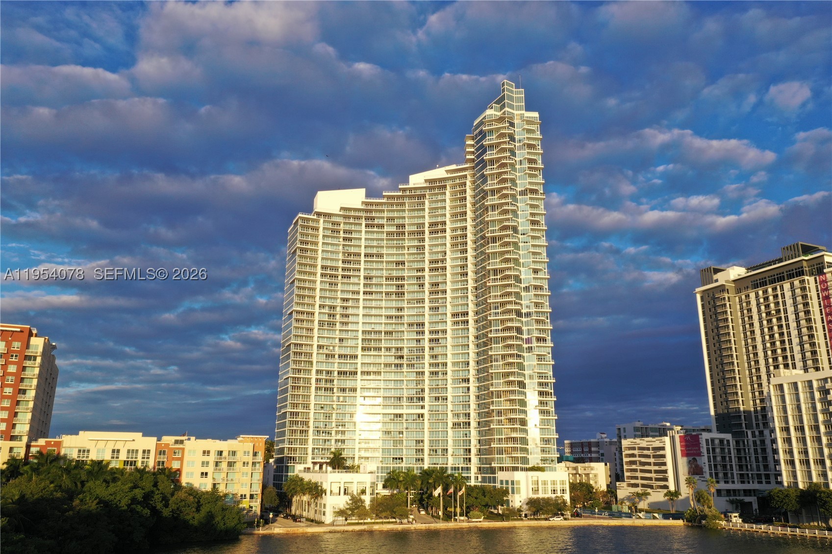 2020 N Bayshore Dr #PH-4104, Miami FL 33137