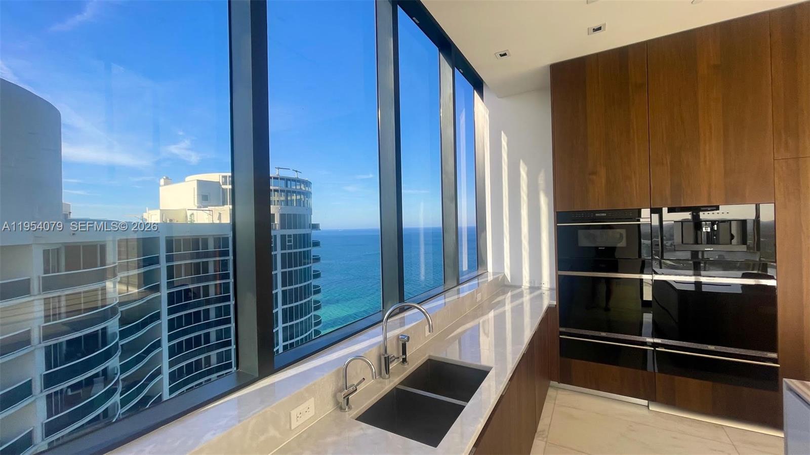 17141 Collins Ave #3102, Sunny Isles Beach FL 33160