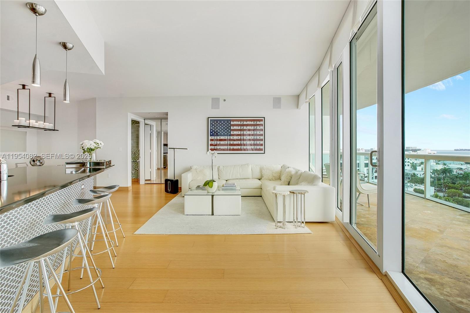 1000 S Pointe Dr #1007, Miami Beach FL 33139