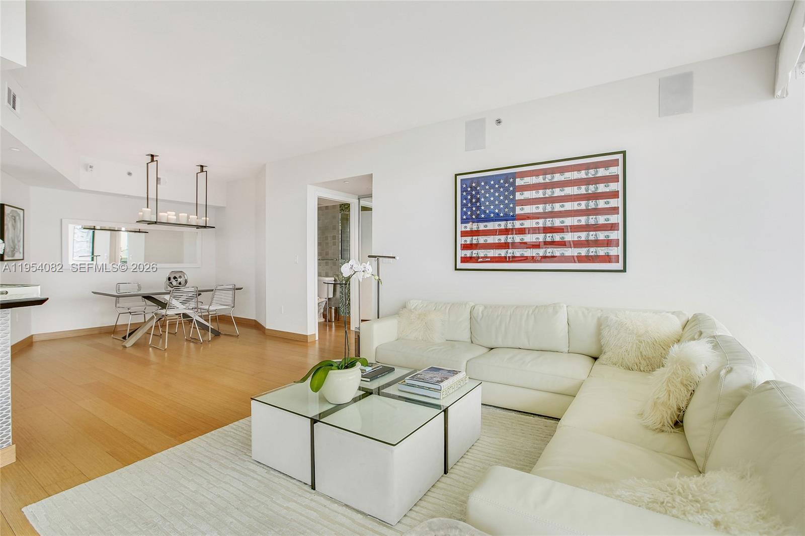 1000 S Pointe Dr #1007, Miami Beach FL 33139