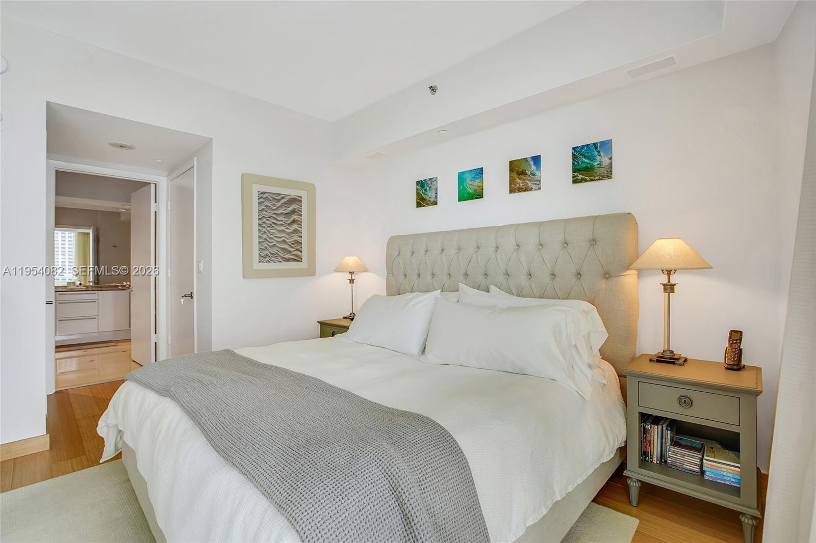 1000 S Pointe Dr #1007, Miami Beach FL 33139