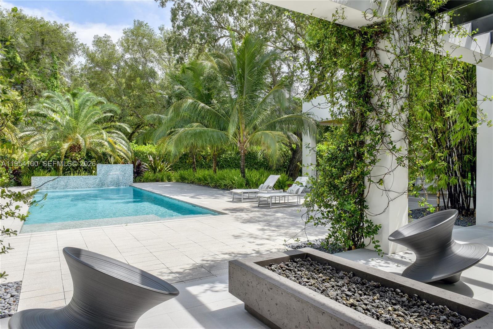 11050 SW 69th Ave, Pinecrest FL 33156