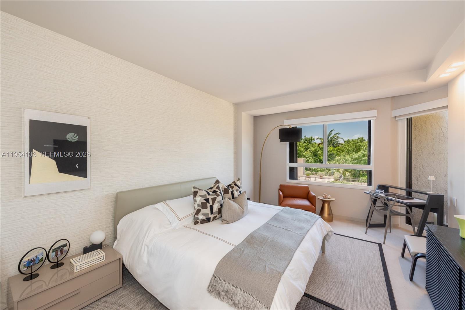 251 Crandon Blvd #306, Key Biscayne FL 33149