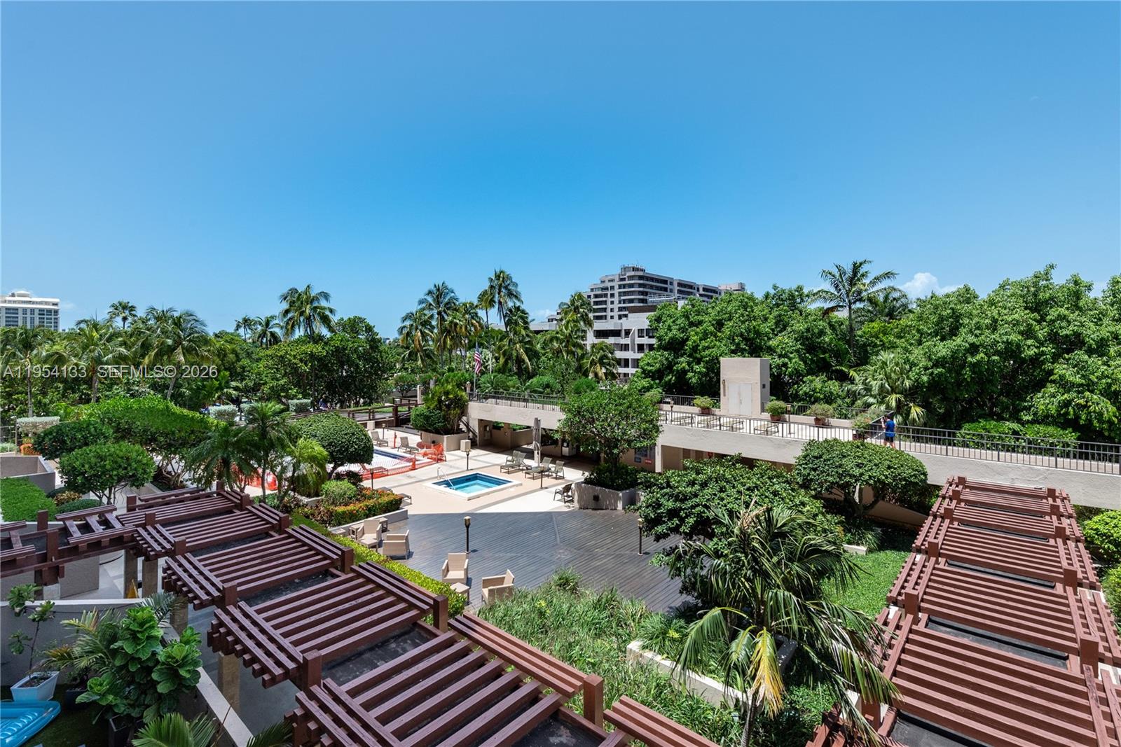 251 Crandon Blvd #306, Key Biscayne FL 33149