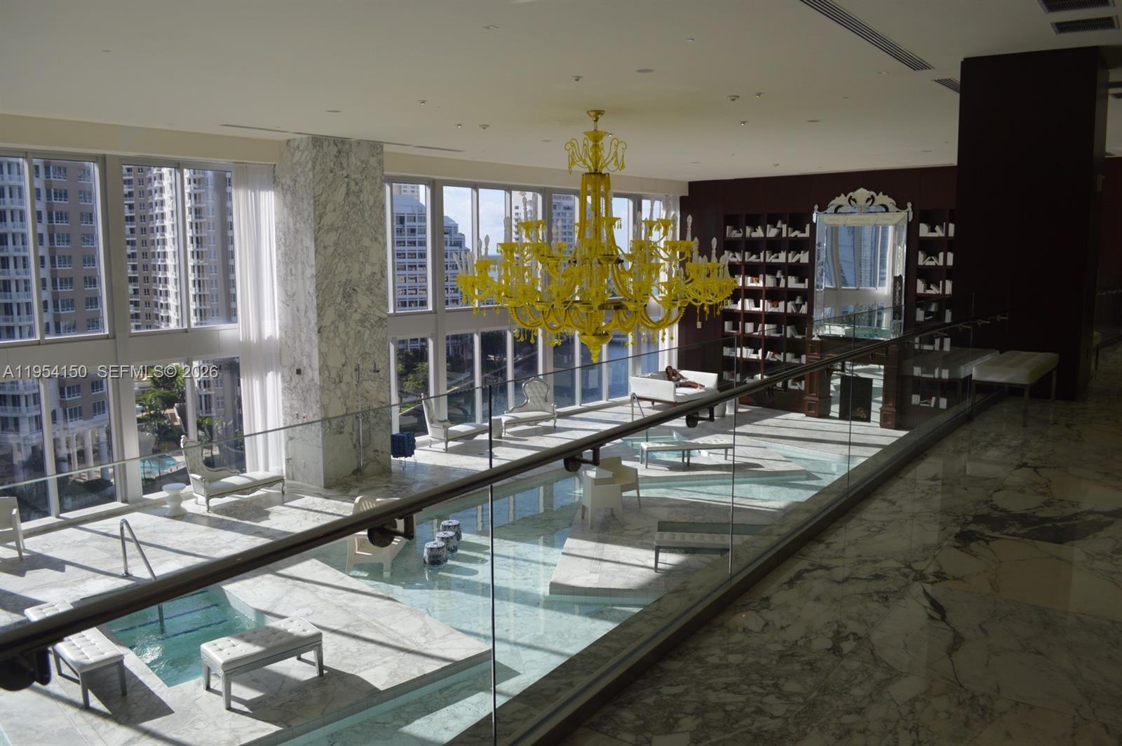 475 Brickell Ave #1814, Miami FL 33131
