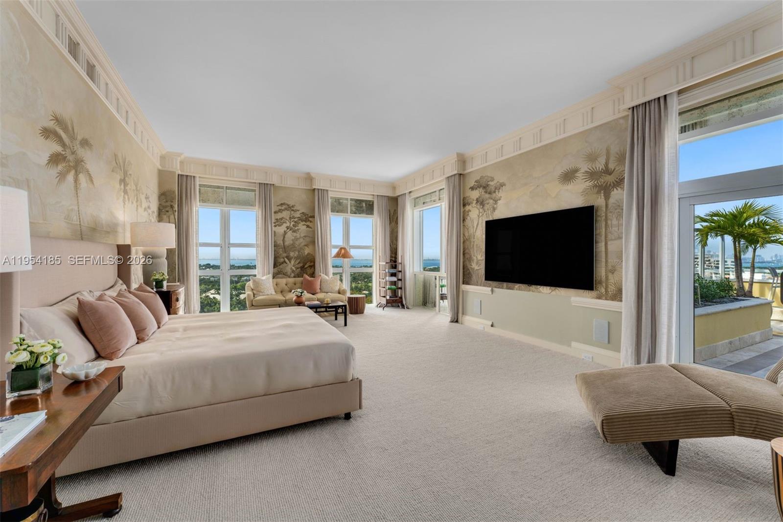 445 Grand Bay Drive #PH-1A, Key Biscayne FL 33149