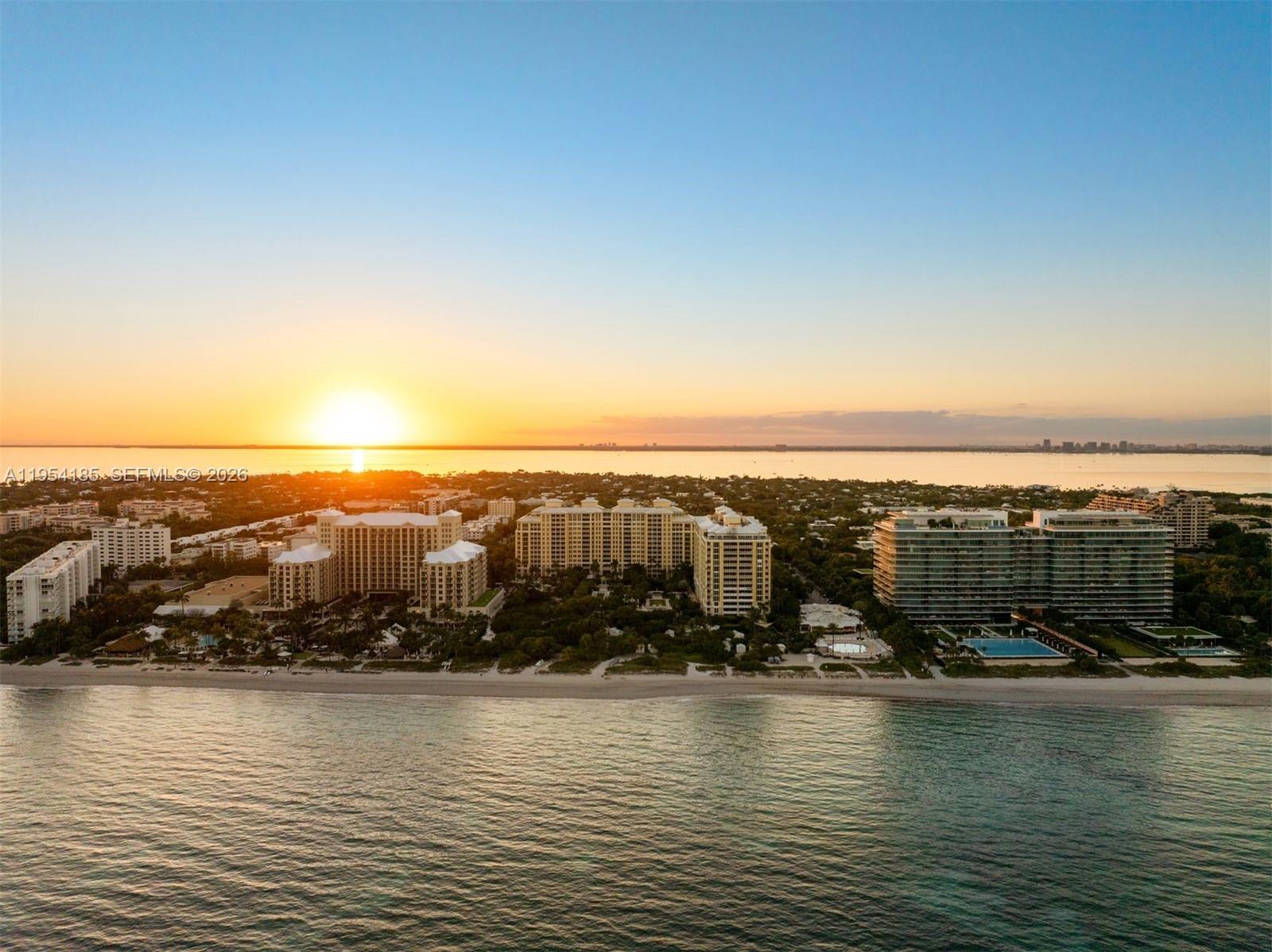 445 Grand Bay Drive #PH-1A, Key Biscayne FL 33149