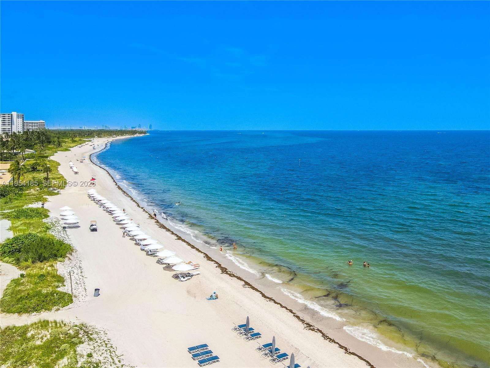 445 Grand Bay Drive #PH-1A, Key Biscayne FL 33149