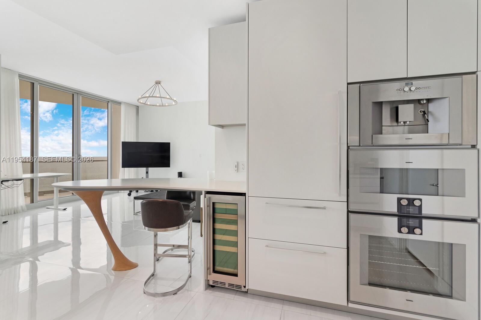 16901 Collins Ave #1402, Sunny Isles Beach FL 33160