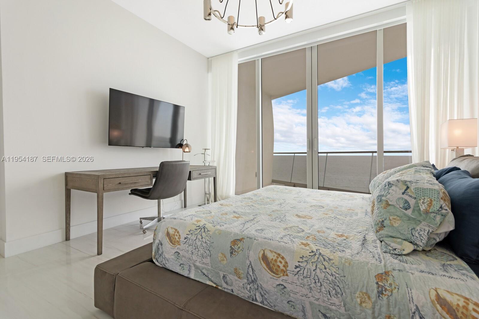 16901 Collins Ave #1402, Sunny Isles Beach FL 33160