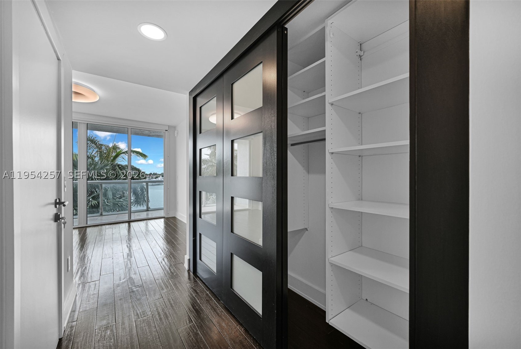 10 VENETIAN WAY #404, Miami Beach FL 33139
