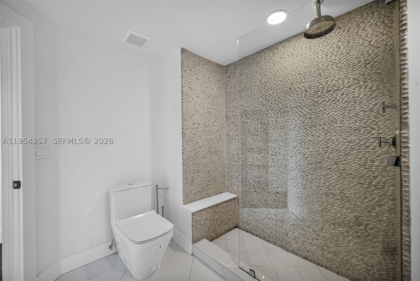 10 VENETIAN WAY #404, Miami Beach FL 33139