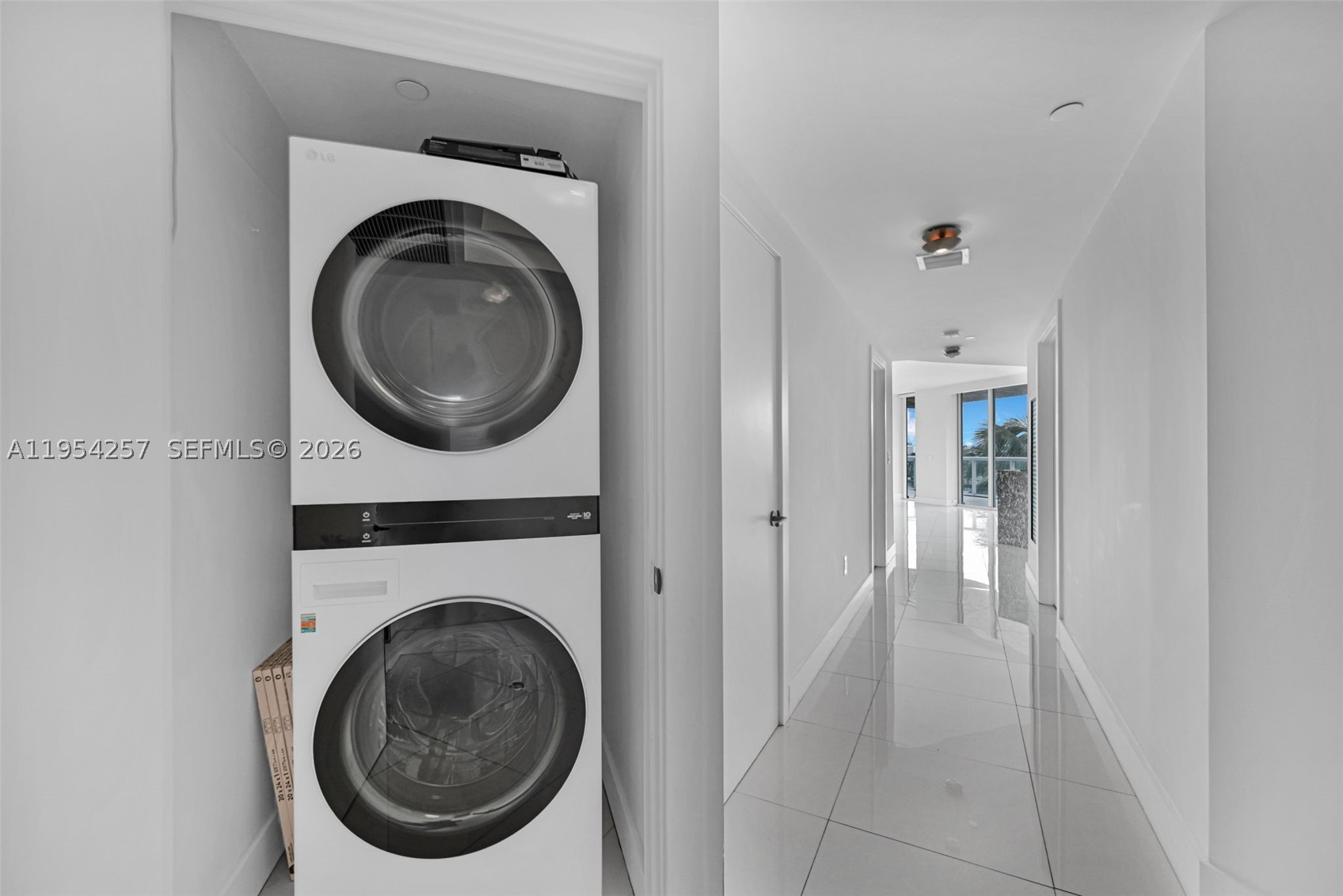 10 VENETIAN WAY #404, Miami Beach FL 33139