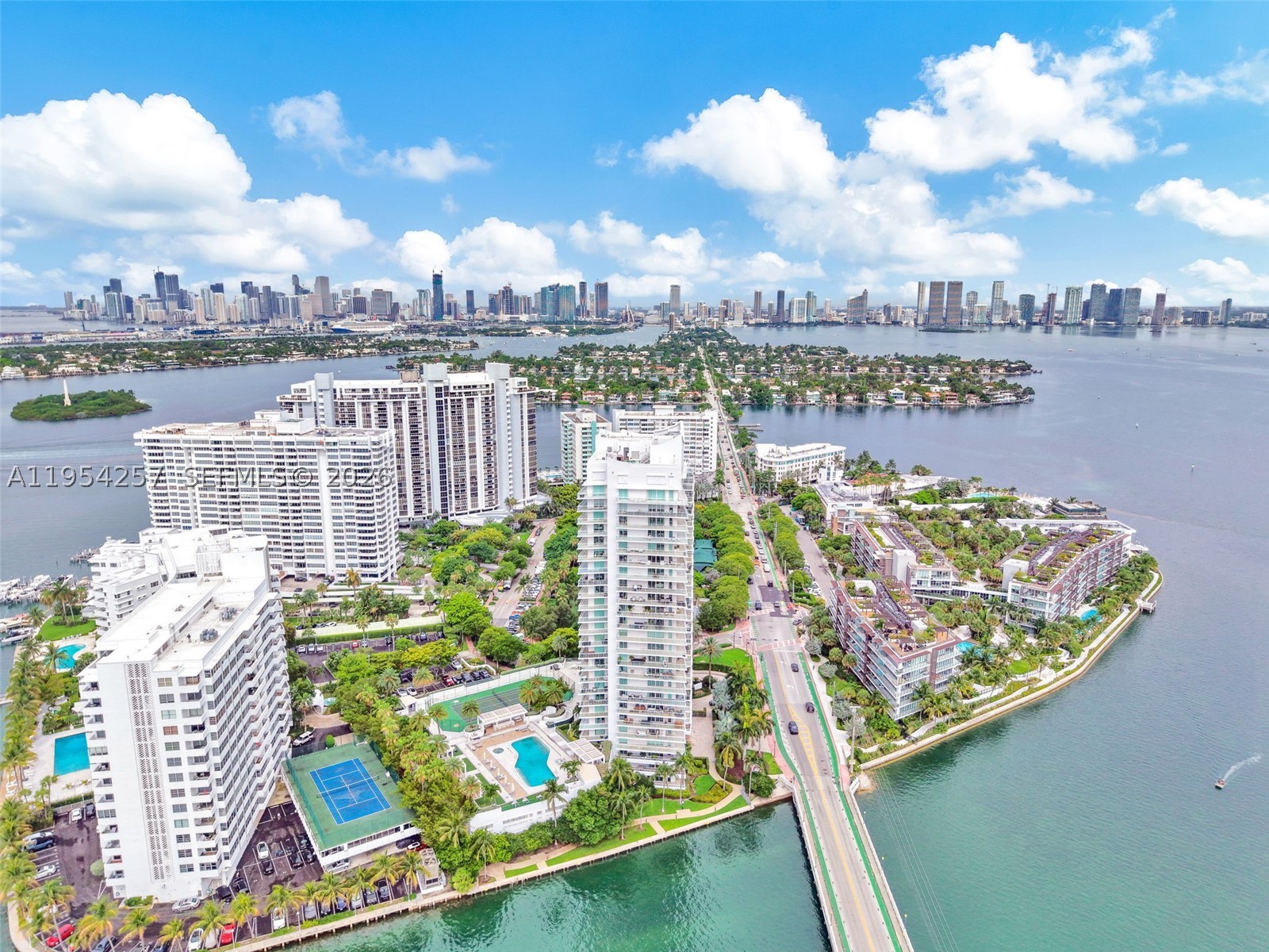 10 VENETIAN WAY #404, Miami Beach FL 33139