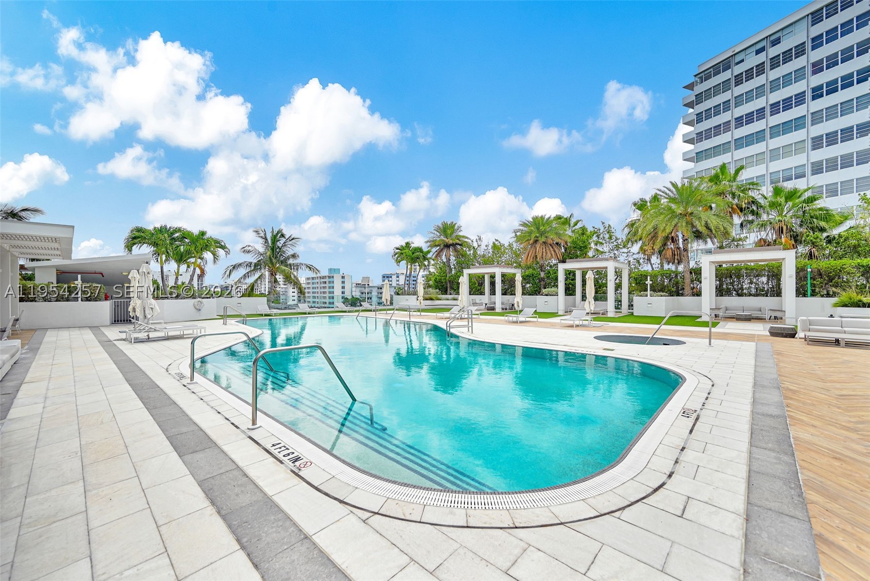 10 VENETIAN WAY #404, Miami Beach FL 33139