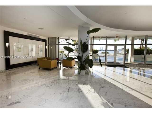 1000 West Ave #PH32, Miami Beach FL 33139