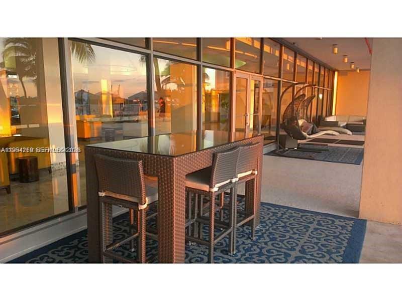1000 West Ave #PH32, Miami Beach FL 33139
