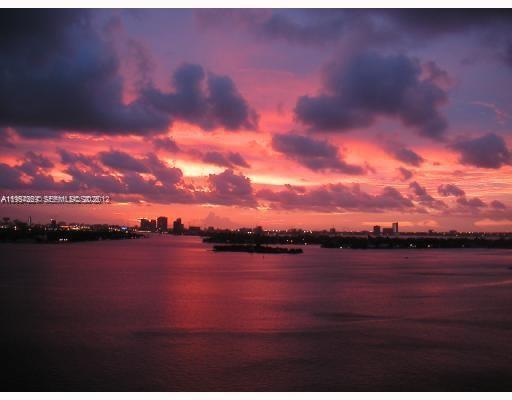 1000 West Ave #PH32, Miami Beach FL 33139