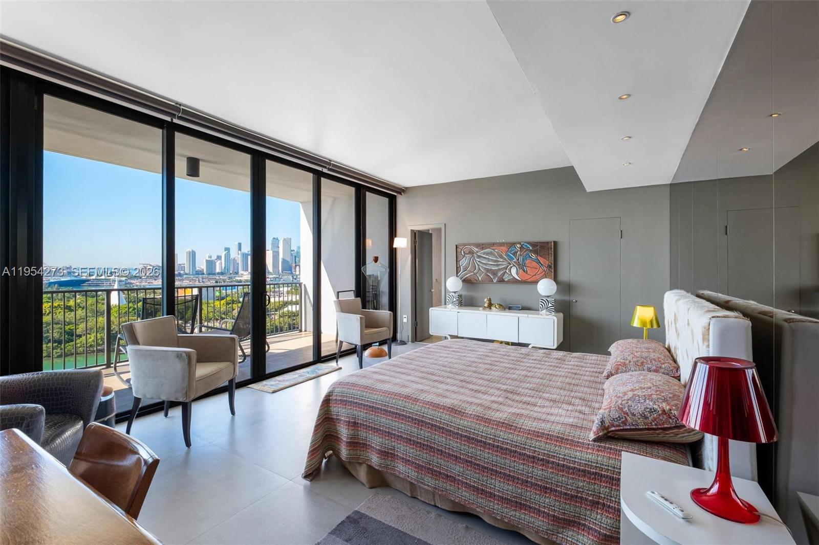 1000 Venetian Way #1501, Miami FL 33139