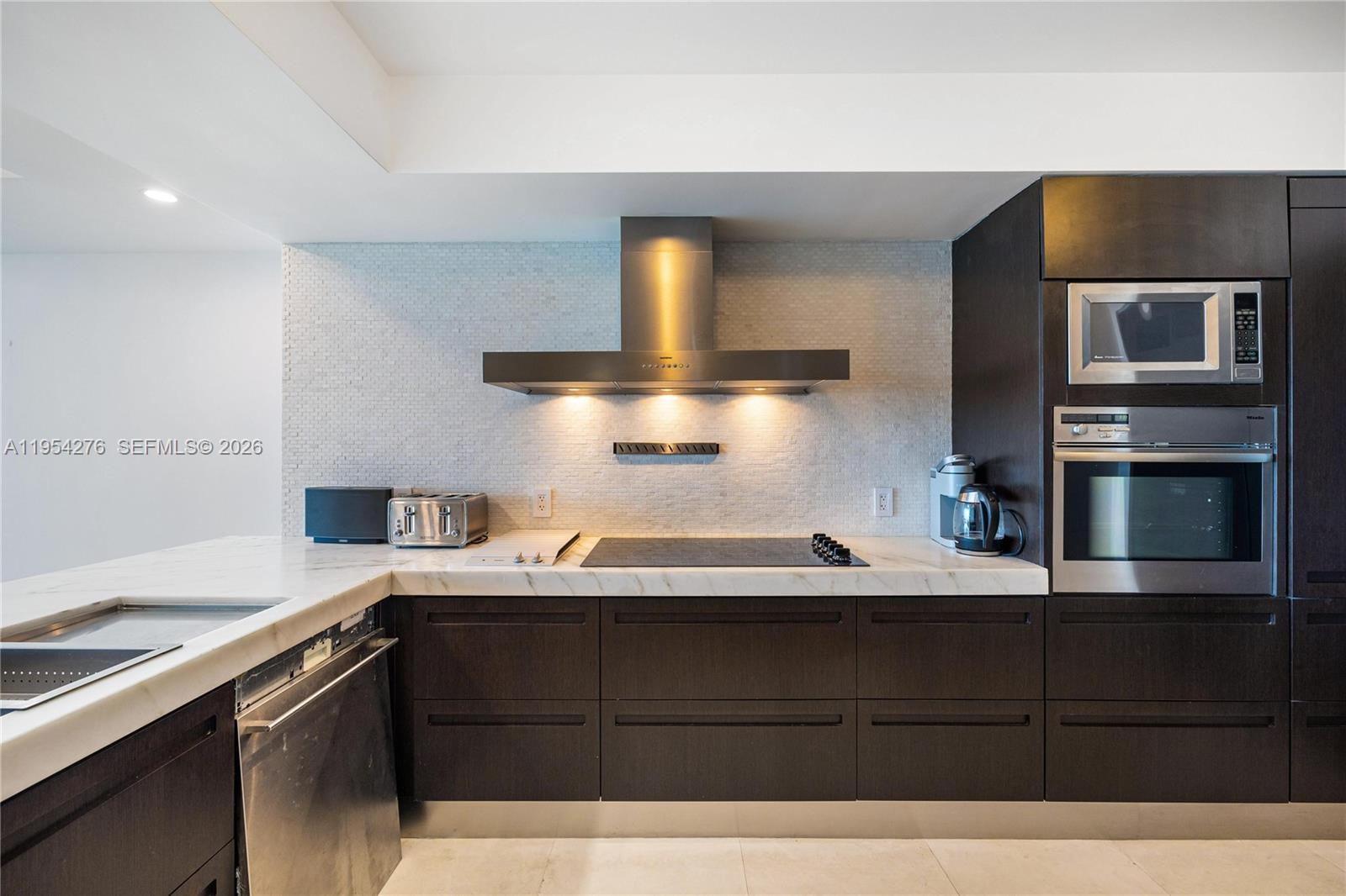 1331 Brickell Bay Dr #1703, Miami FL 33131