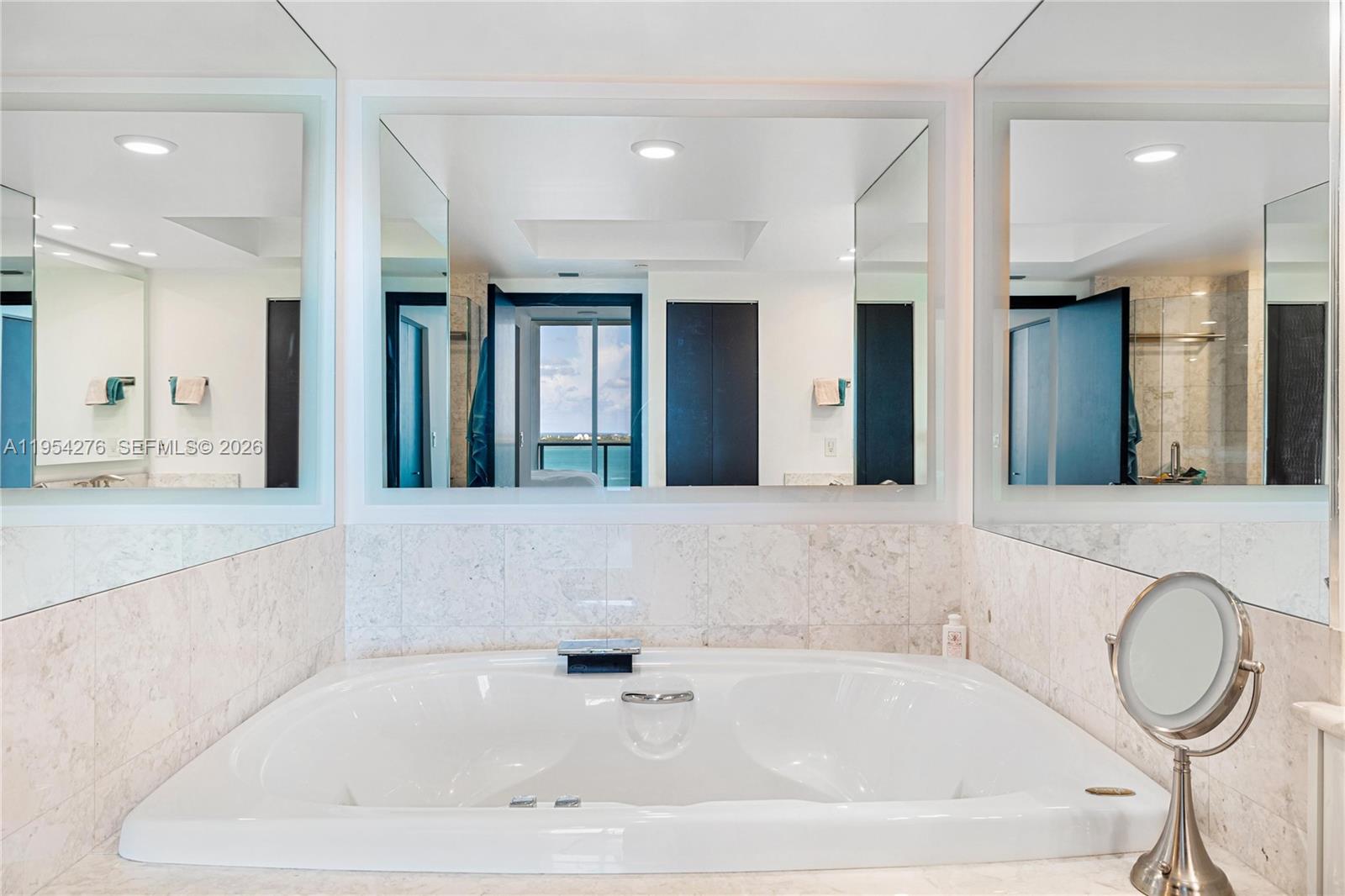 1331 Brickell Bay Dr #1703, Miami FL 33131