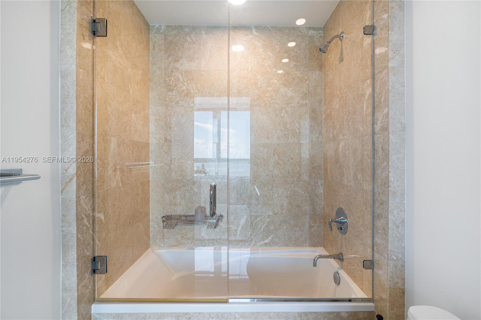 1331 Brickell Bay Dr #1703, Miami FL 33131