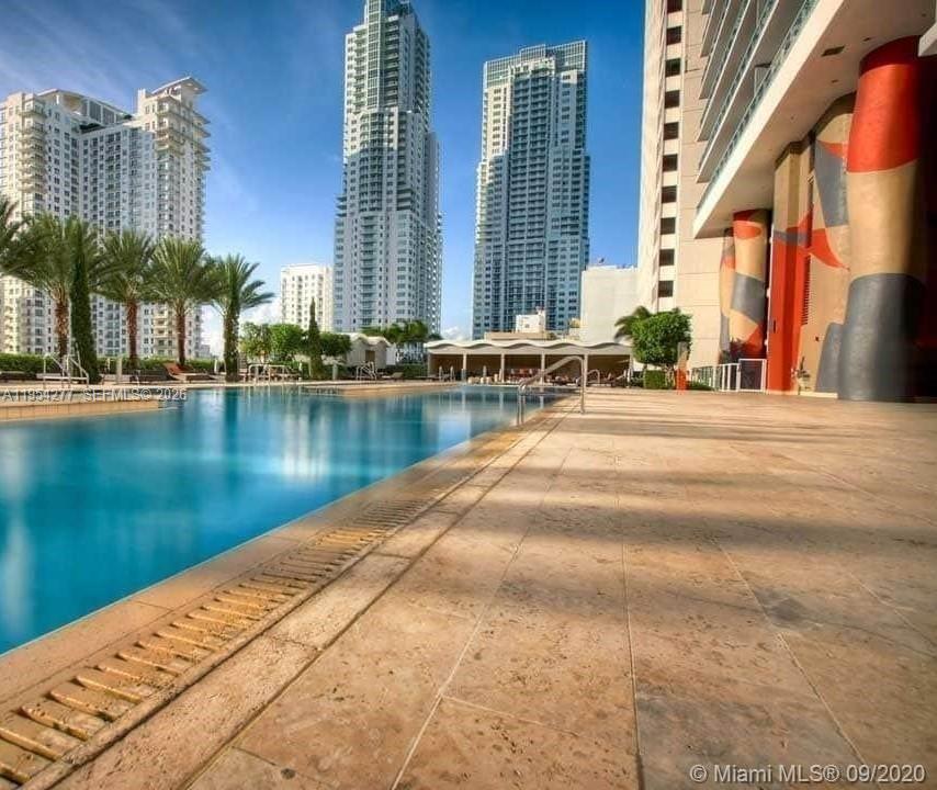 50 Biscayne Blvd #5207, Miami FL 33132