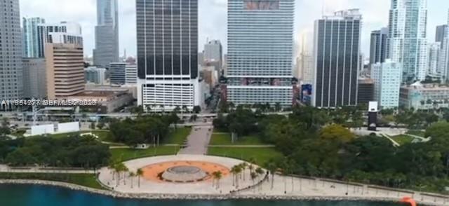 50 Biscayne Blvd #5207, Miami FL 33132