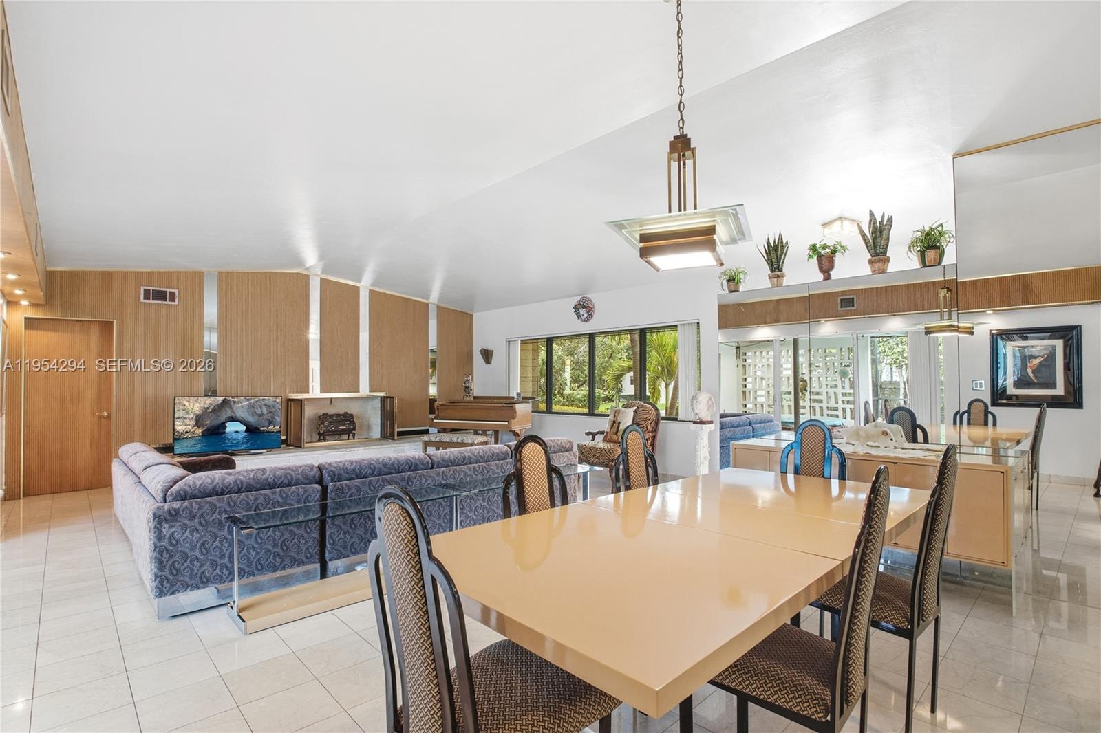 11505 N Bayshore Dr, North Miami FL 33181