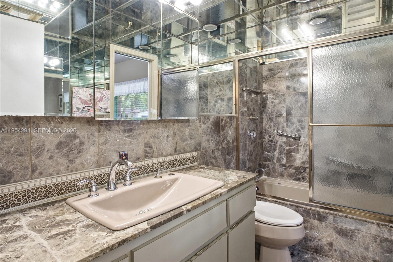 11505 N Bayshore Dr, North Miami FL 33181