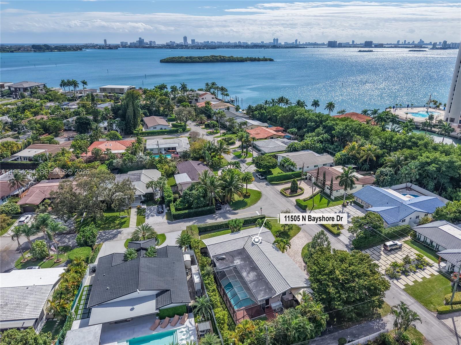 11505 N Bayshore Dr, North Miami FL 33181