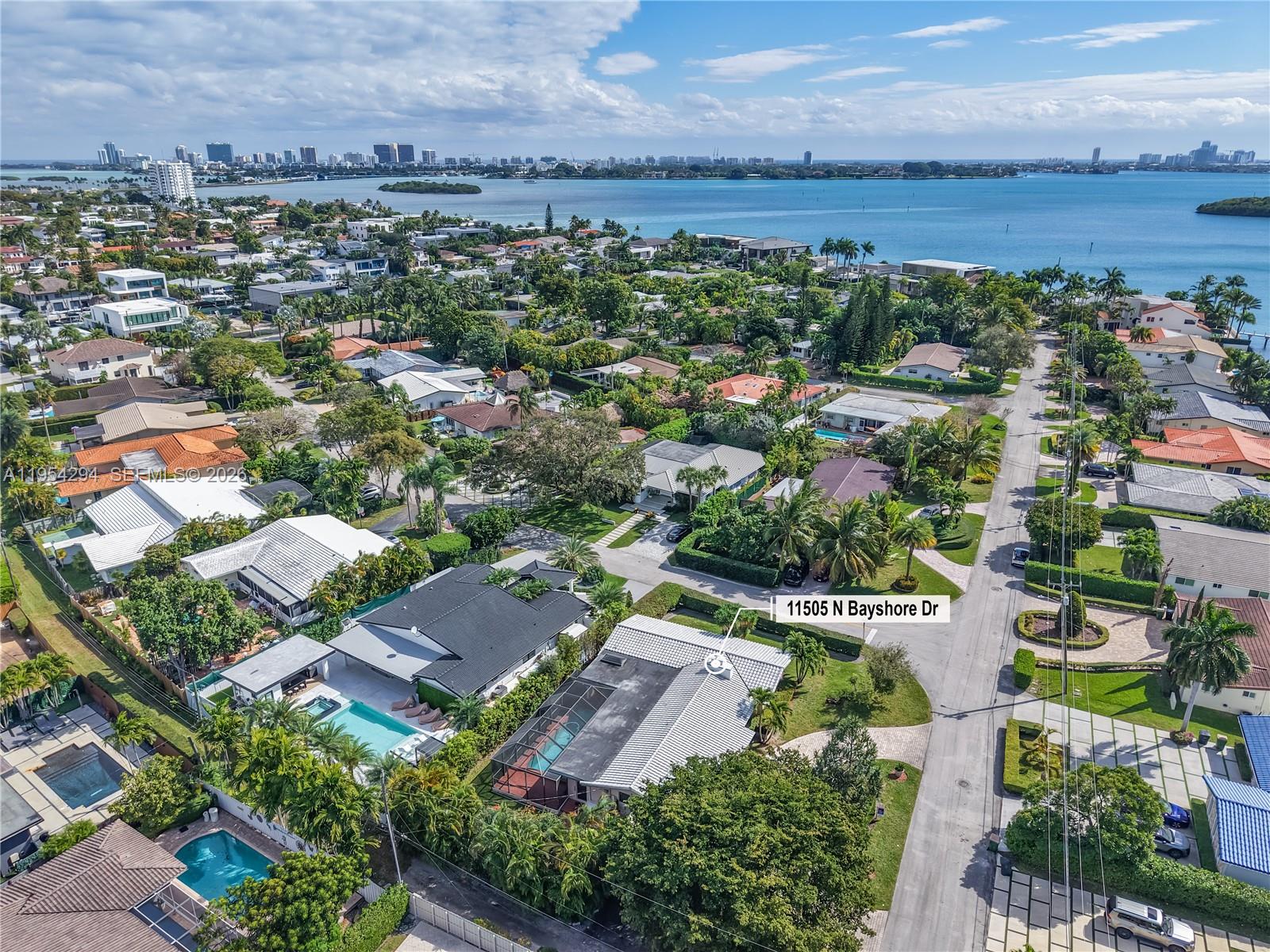 11505 N Bayshore Dr, North Miami FL 33181
