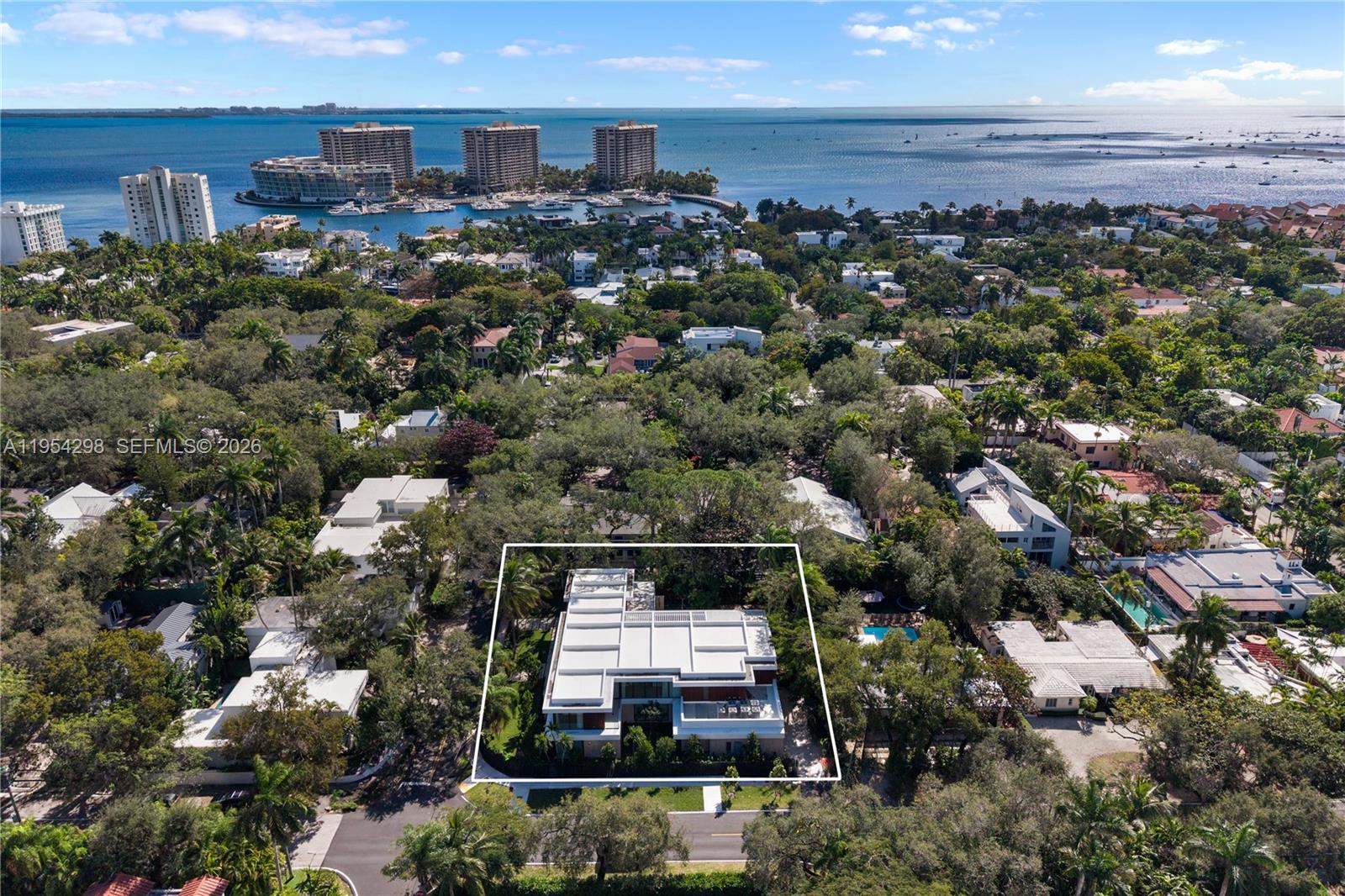 3210 Coacoochee St, Miami FL 33133