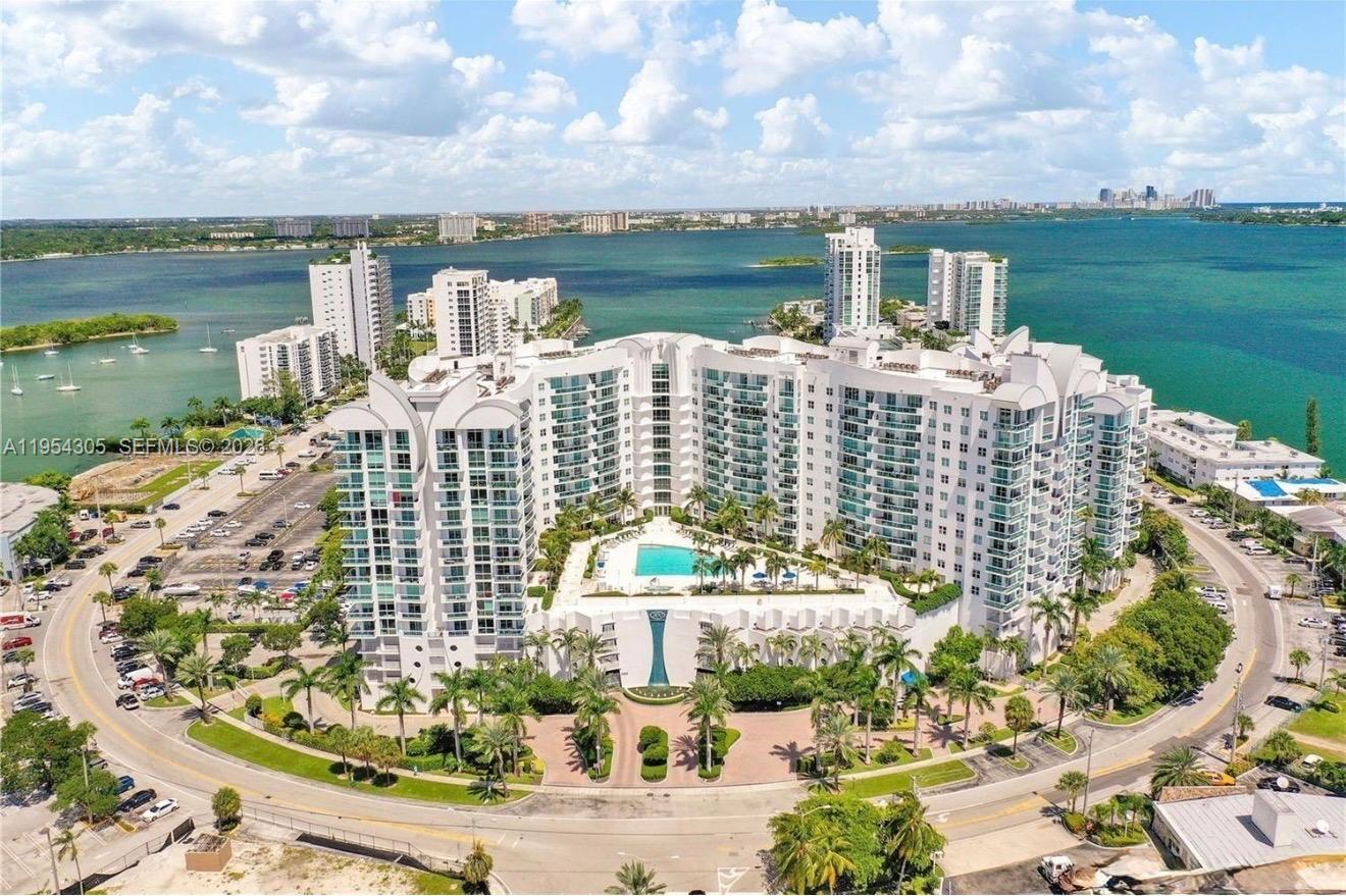 7900 Harbor Island Dr #PH2, North Bay Village FL 33141