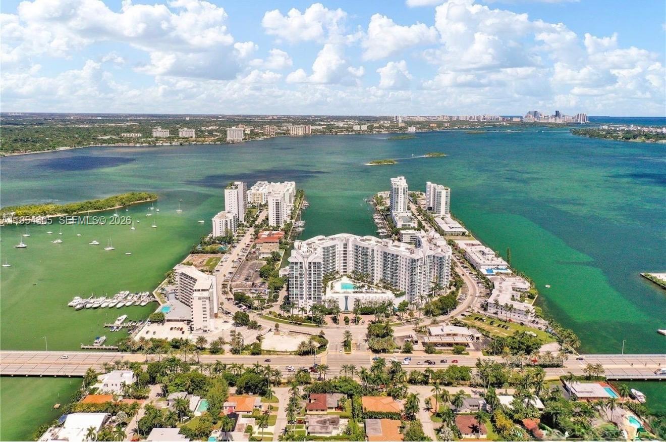 7900 Harbor Island Dr #PH2, North Bay Village FL 33141