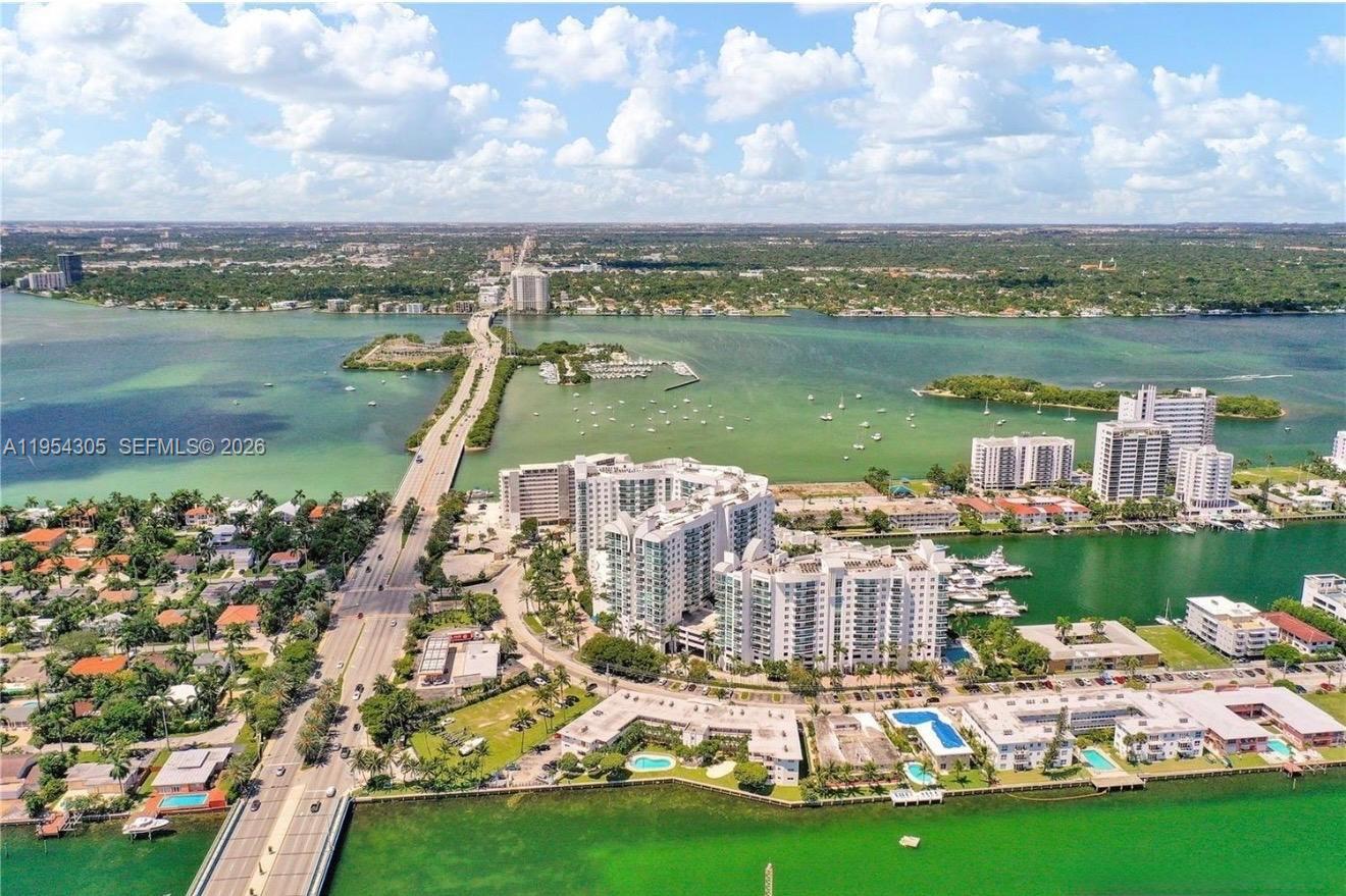 7900 Harbor Island Dr #PH2, North Bay Village FL 33141