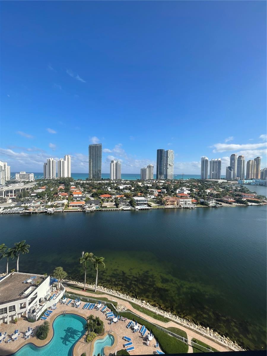 19101 NE 36th Ct #1910, Aventura FL 33180