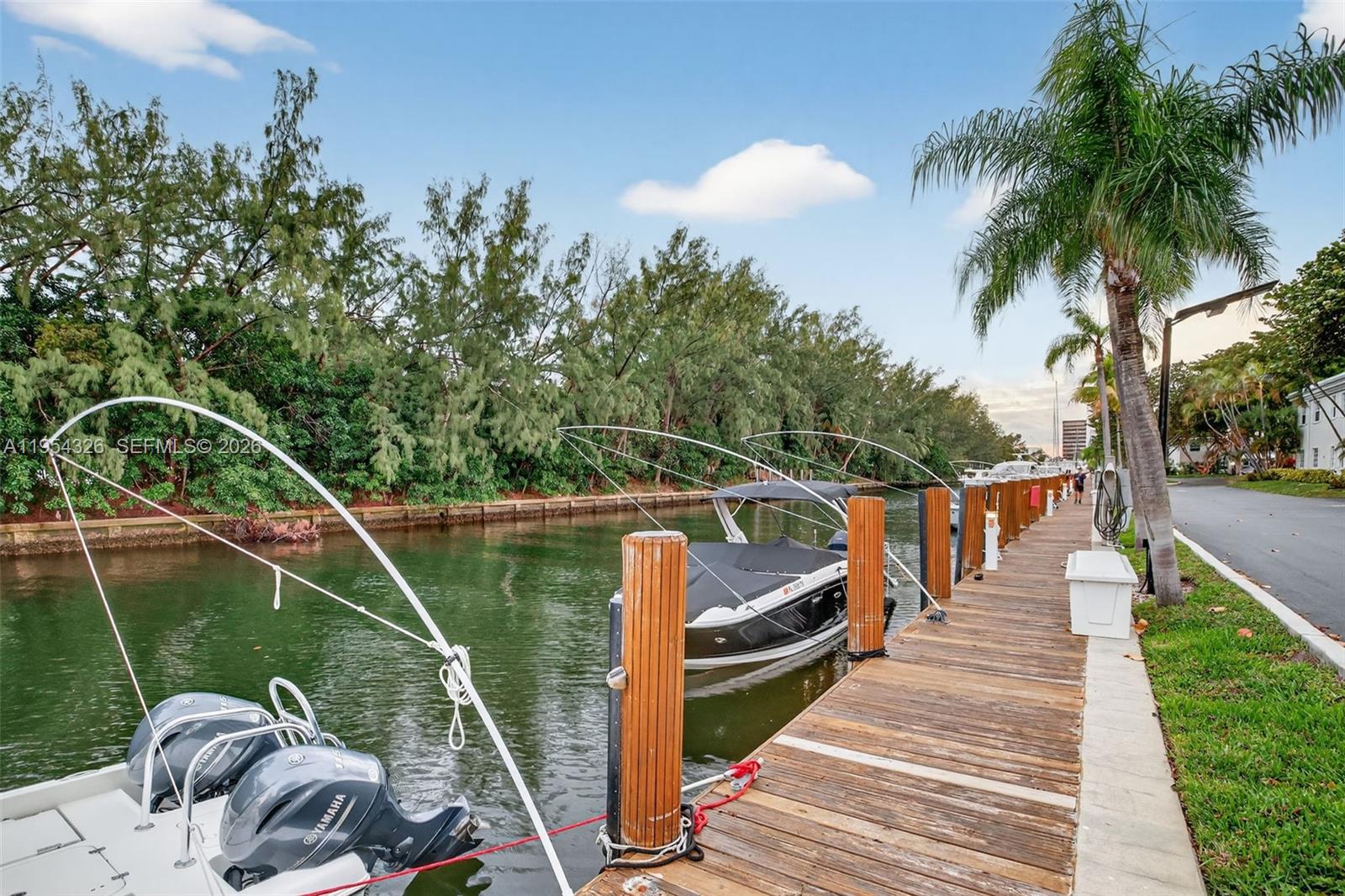6471 Bay Club Dr #3, Fort Lauderdale FL 33308