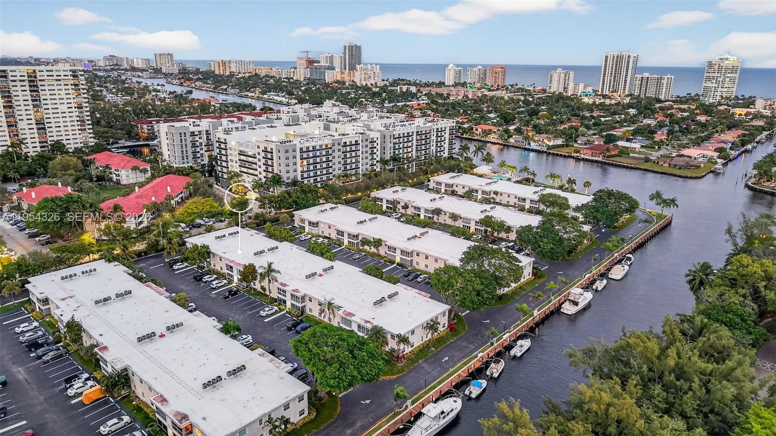 6471 Bay Club Dr #3, Fort Lauderdale FL 33308