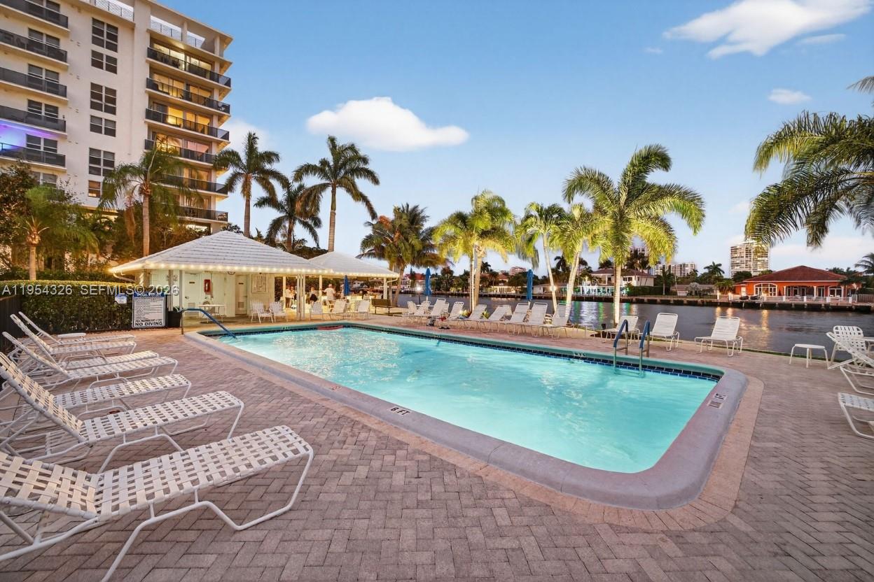6471 Bay Club Dr #3, Fort Lauderdale FL 33308