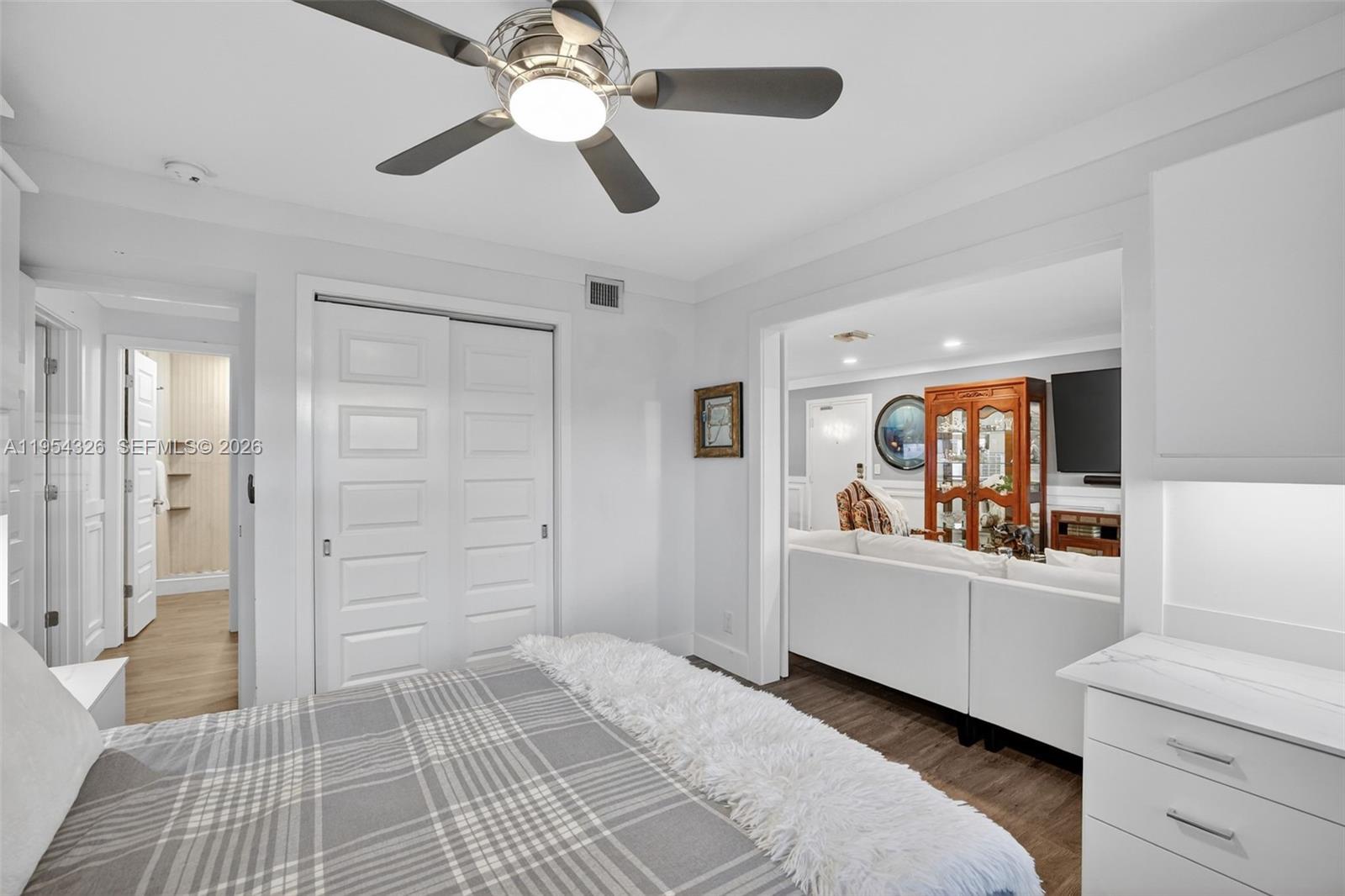 6471 Bay Club Dr #3, Fort Lauderdale FL 33308