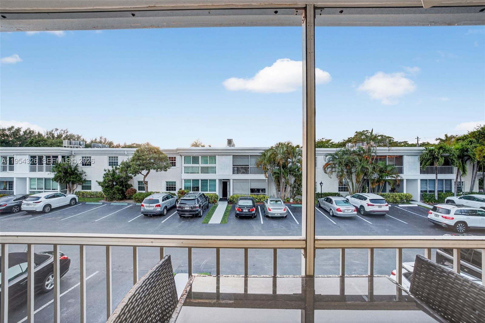 6471 Bay Club Dr #3, Fort Lauderdale FL 33308